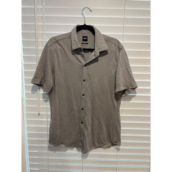 Hugo Boss Short Sleeve Button Up Shirt - Size‎ M - Picture 1 of 4